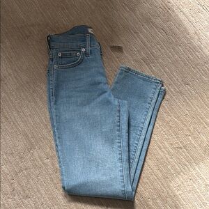 Madewell Blue Skinny Jeans with Sleek Fit